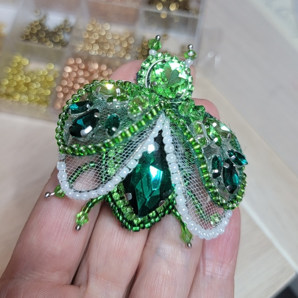 Hand Crafted Jewelry - Brooch Beetle 🪲